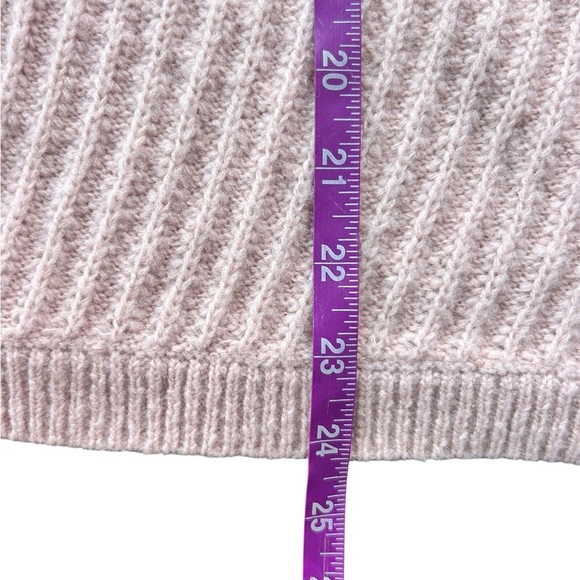 Vince Side Slit Crew Neck Sweater Pullover pink Blush Size XS Wool - Picture 12 of 12